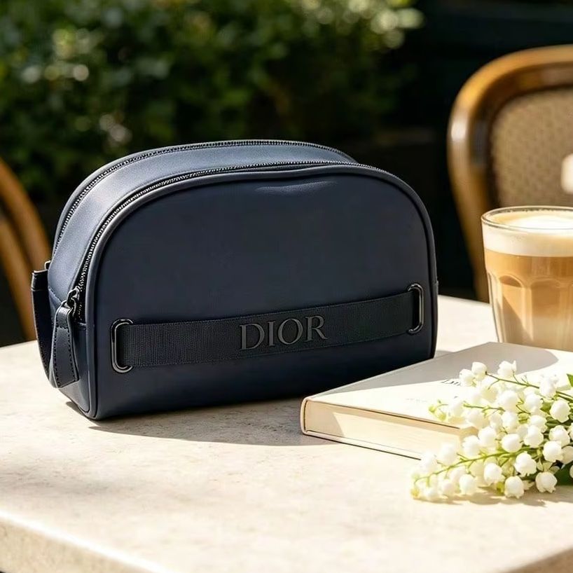 Dior Navy Blue Half Moon Cosme - đánh giá và giá Women Bags Dior